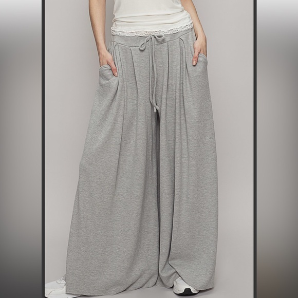 Poshmark Pants - Poshmark 29 ❤️ POL wide leg pants - 2 colors in Green